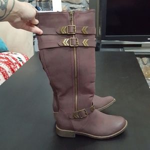 Knee high Red/Brown zip boots